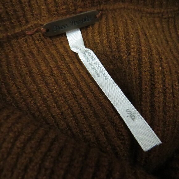 Free People size Small Knit Turtleneck Tunic Sweater Brown Pullover Relaxed - Picture 6 of 6